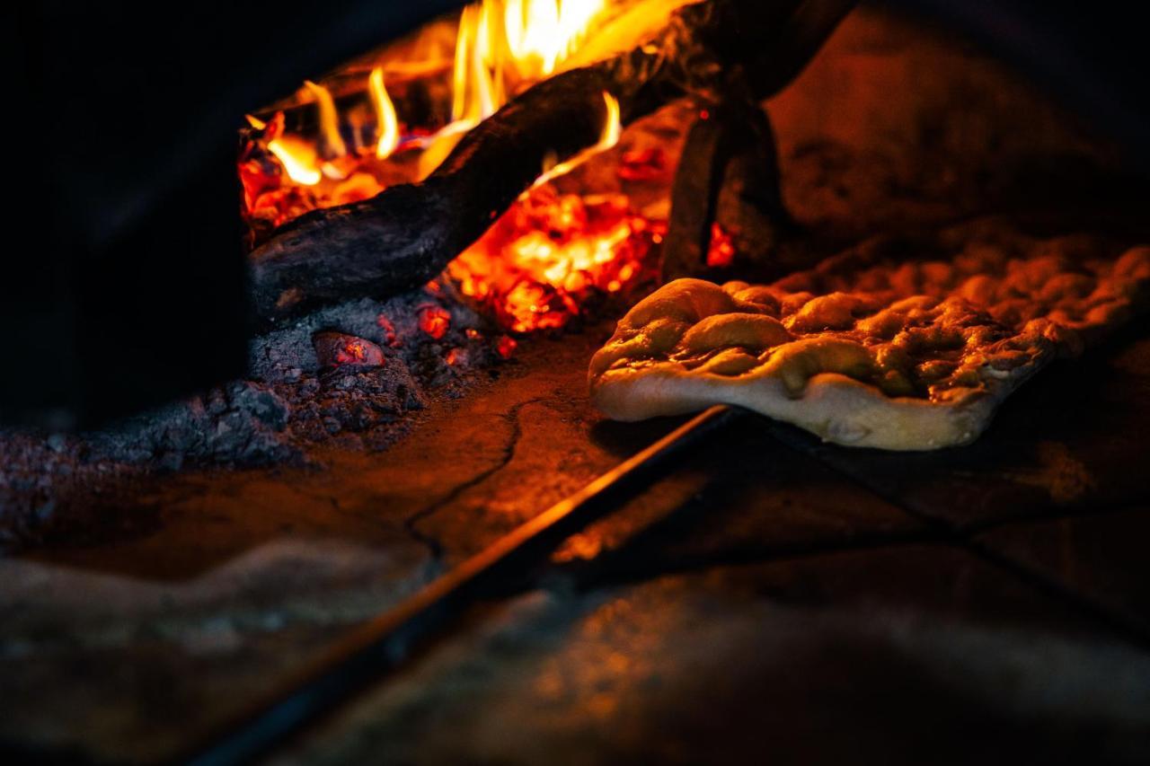 פוסדינובו Hotel La Pietra Restaurant מראה חיצוני תמונה